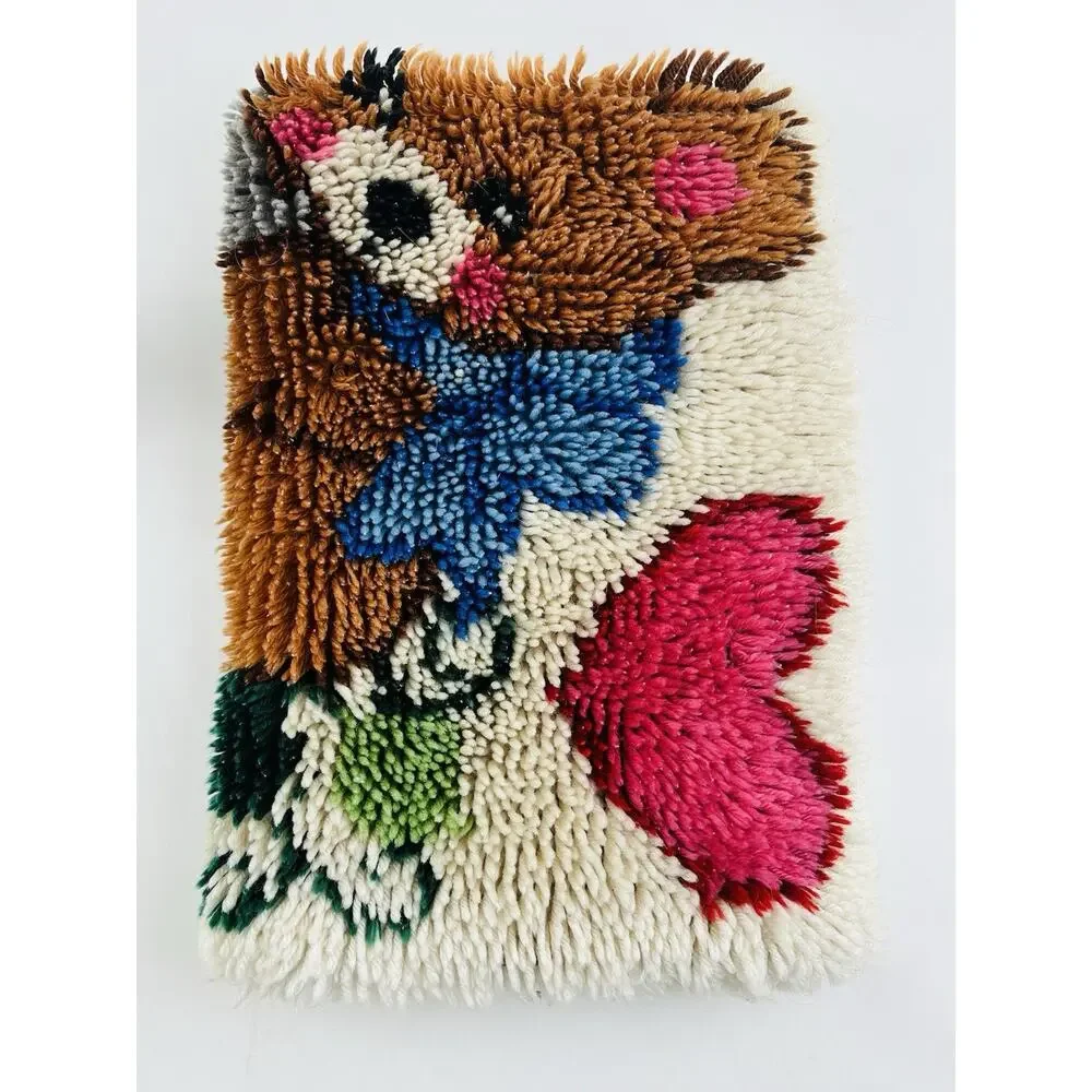 Vintage Latch Hook Rug Wall Hanging Bears Heart Completed Finished #4381 Baby Mo
